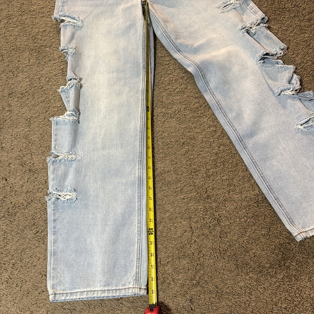 Almost Famous Blue Straight Leg Jeans with Distressed Details - Picture 11 of 13